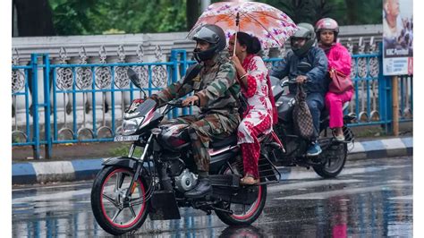 Rain Lashes Parts Of Delhi On Monday Afternoon