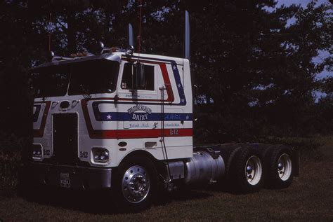 Pethick Trucking 1976 Peterbilt 352 Peterbilt 359 Peterbilt Trucks