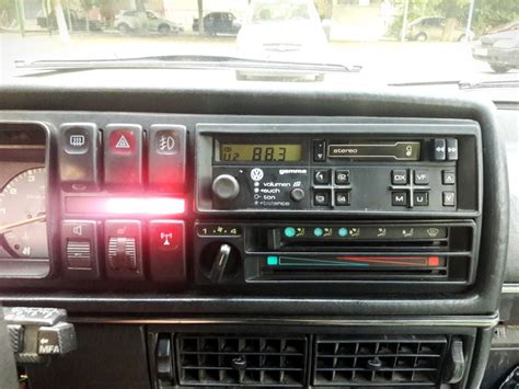 Электроантенна beru и кнопка. — Volkswagen Golf Mk2, 1,8 л, 1989 года ...