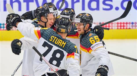 Eishockey-WM: Lukas Kälble - von dritter Liga auf WM-Bühne - ZDFheute