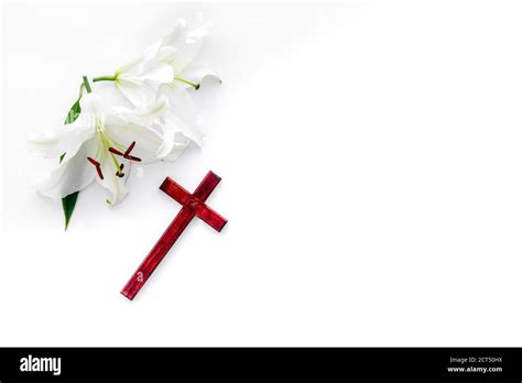 Condolence Card With White Flowers Lily From Above Stock Photo Alamy