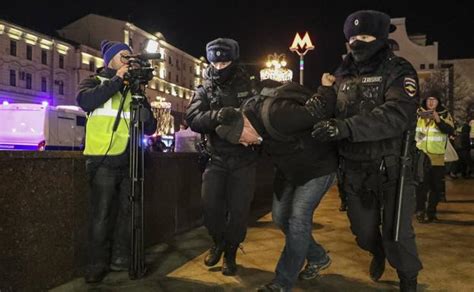 M S De Detenidos En Rusia En Tres D As En Protestas Contra Guerra