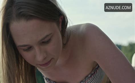 Magdalena Zak Helena Englert Bikini Lesbian Scene In Signs Aznude