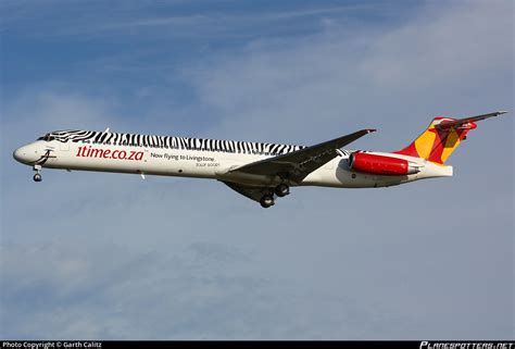 ZS SKB 1Time McDonnell Douglas MD 83 DC 9 83 Photo By Garth Calitz