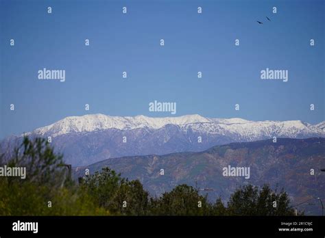 Snow Mountain In Southern California Stock Photo Alamy