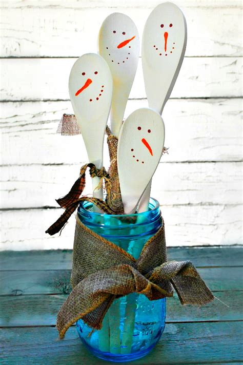 Easy Primitive Style Wooden Spoon Snowmen