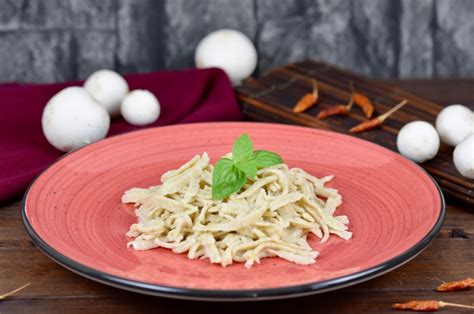 Glutenfreie Spätzle selber machen Rezept mit Buchweizen Zimt Chili