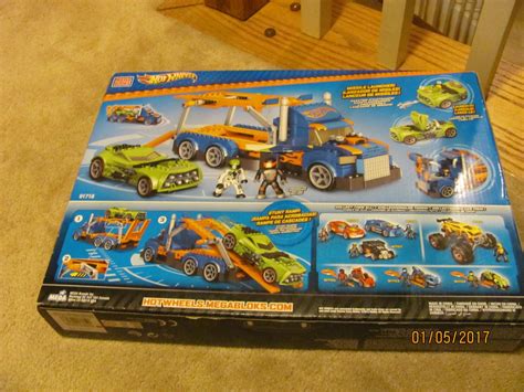 Mega Bloks Hot Wheels Urban Agent Stunt Rig Sealed New
