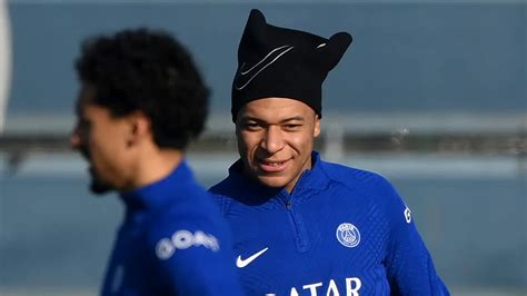 Desak Psg Segera Jual Kylian Mbappe Leonardo Bikin Ribet Tak Punya