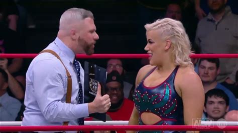 Taya Valkyrie Does Jaded To Mark Sterling In Front Of Jade Cargill On