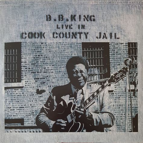 County cook jail reports indicate a new focus on inmate rehabilitation 9