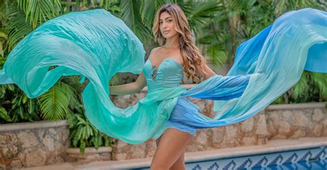 Flying Dress Rentals And Photographers In Playa Del Carmen And Cancun