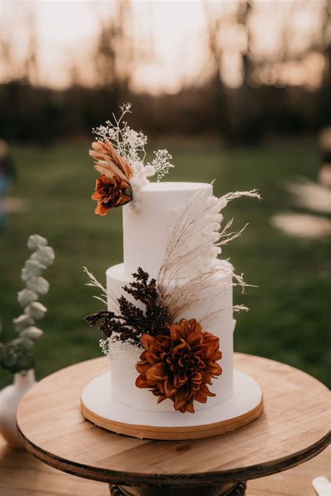 Boho Wedding Cake Boho Wedding Cake Fall Wedding Cakes Rusting Wedding