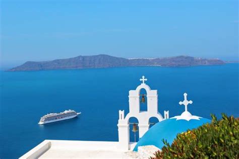 9 Luxury Cruises to the Mediterranean - Best Mediterranean Luxury Cruises