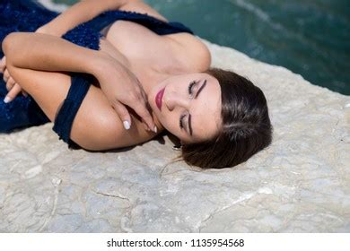Sexy Beautiful Brunette Woman Naked Beach Stock Photo 1095505808 Shutterstock