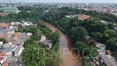 Dinas SDA DKI Jakarta Anggarkan 469 2 Miliar Untuk Normalisasi Ciliwung