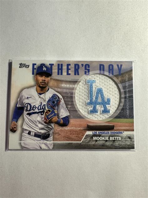 K166 781 2023 Topps Father S Day Commemorative Team Patches FDMB