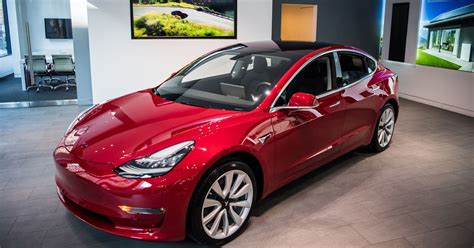 Elon Musk announces Tesla Model 3 deliveries in Germany