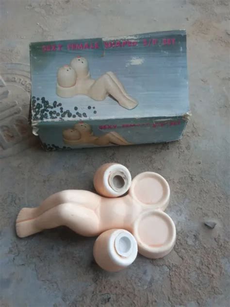 VINTAGE NAKED Lady Boobs Breasts Salt And Pepper Shakers NOS W Box