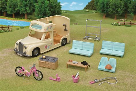 Sylvanian Families Figurki Kolekcjonerskie Zestaw Samochód Kempingowy