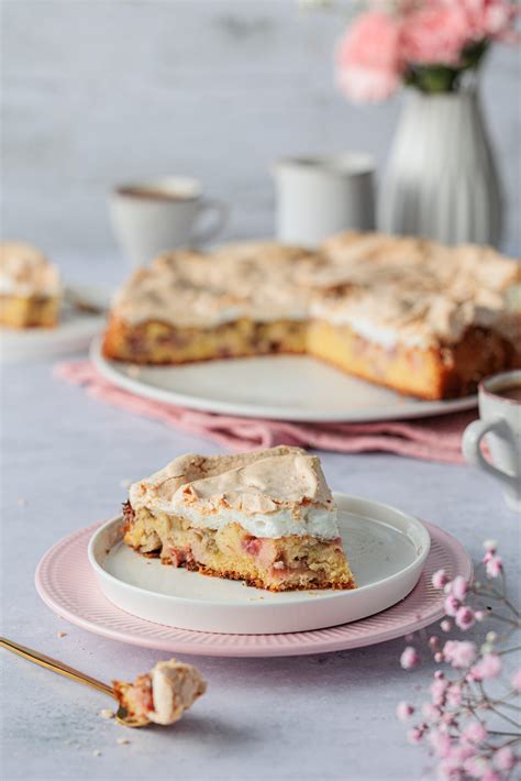 Klassischer Rhabarber Baiser Kuchen Schnell Einfach Kuchen