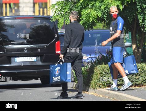 Costa Rican Goalkeeper Keylor Navas Hi Res Stock Photography And Images