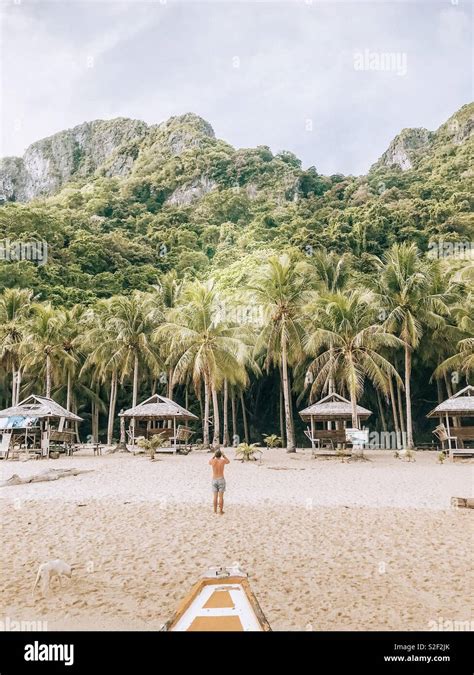 Island hopping in Philippines Stock Photo - Alamy