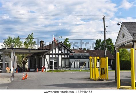 Us Canadian Customs Stations Almost Side By Side Stock Photo 137948483