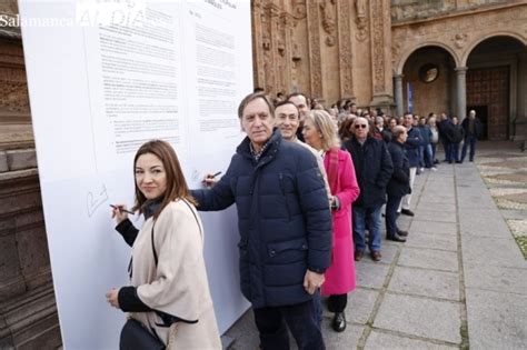 Salamanca Lectura Del Manifiesto De Los Alcaldes Del PP Contra El