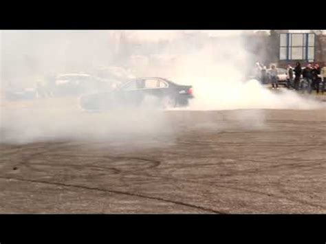 Mt Radom Burnout Kamilus Bmw E Exec E Hd Youtube