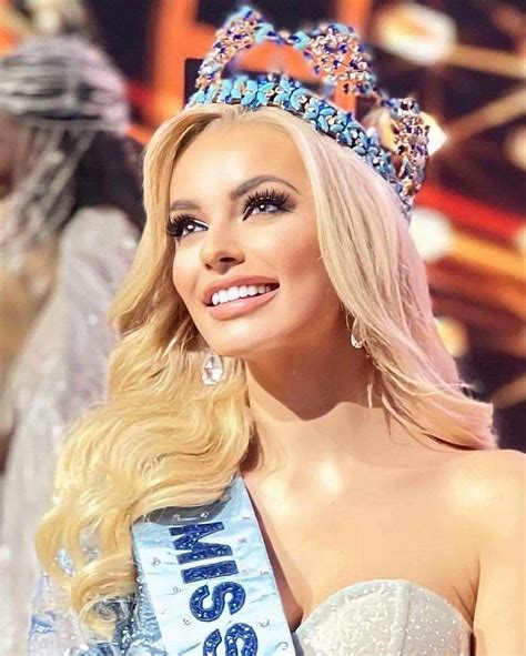 Odzianka Karolina Bielawska Zosta A Miss World Podlaskie