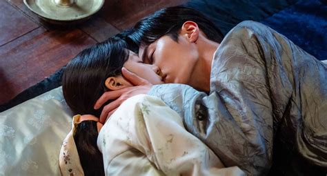 Alchemy Of Souls Season 2 Episode 4 Fans Break Down If Jang Uk Kissed His Old Love Or The New