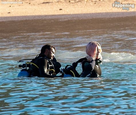 Megan Fox Nude OnlyFans Leaks Fappening FappeningBook