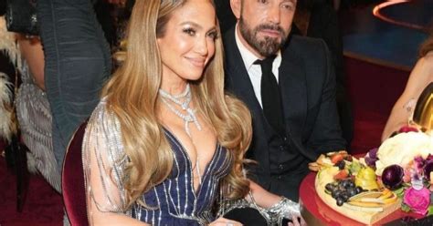 Ben Affleck Es Captado Junto A Jlo Pas Ndola Mal Y Desata Ola De Memes