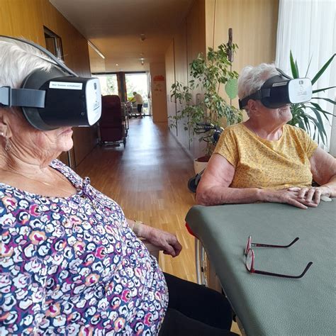 Ausfl Ge Mit Vr Brillen Im Senecura Sozialzentrum Hard Senecura