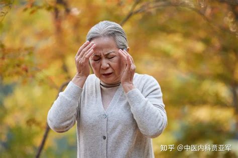 老中医：年轻人失眠多是阴阳失调，老年人失眠多是肾精不足！ 知乎