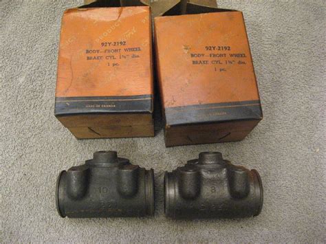 Vintage Nos Ford Brake Wheel Cylinder Front To Trucks Y