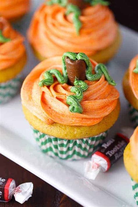 Pumpkin Cupcakes Video Mom Loves Baking