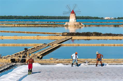 Discovering the magic of Trapani's and Marsala's salt pans