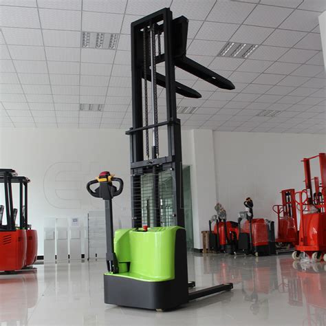 Full Electric Pallet Stacker 2 5meter Battery Powered Pallet Forklift