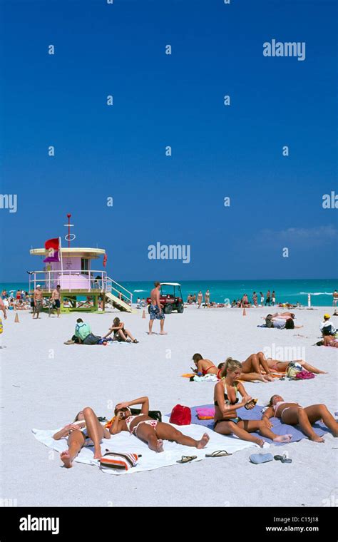 People at South Beach, Miami Beach, Miami, Florida, USA Stock Photo: 35159300 - Alamy