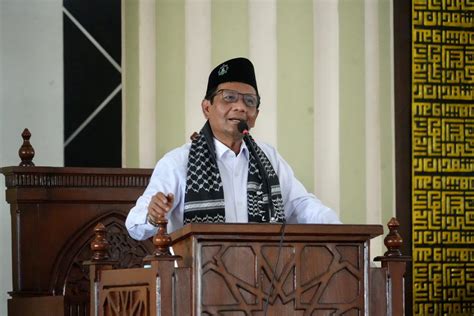 Silaturahmi Ke Pesantren Hidayatullah Mahfud Md Jaga Persatuan Dan