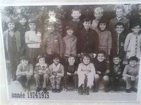 Photo De Classe Ce2 De 1974 Ecole Primaire Copains Davant