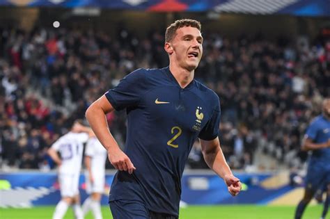 France Ecosse Je suis quelquun de plutôt adroit rigole Pavard