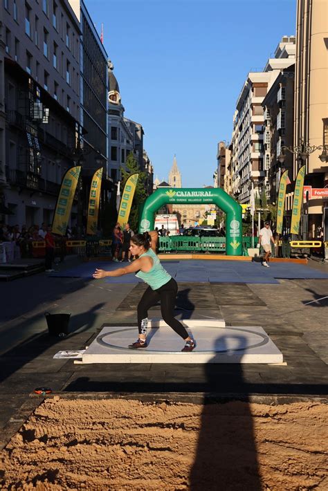 Edici N Atletismo En La Calle Corre En Le N Flickr