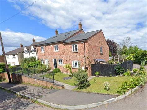 2 Bed End Terrace House For Sale In Bury Bar Newent Gl18 £245000