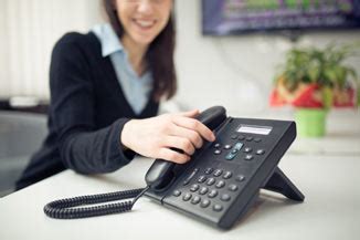 Top ten best business hosted VoIP phone systems.