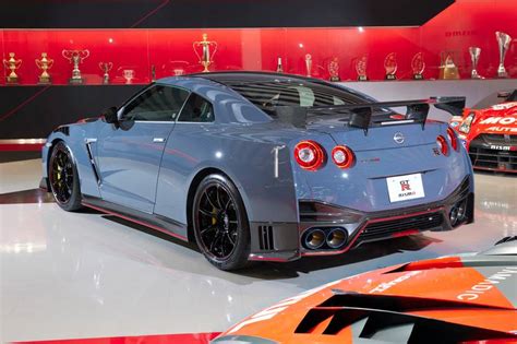 Used 2021 Nissan Gt R Nismo Special Edition Review Edmunds