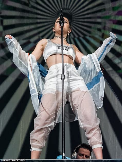 Charli Xcx Flashes Under Boob In White Crop In Orlando Daily Mail Online