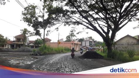 Pemkab Tasikmalaya Butuh Rp 22 Triliun Untuk Perbaiki Jalan Rusak